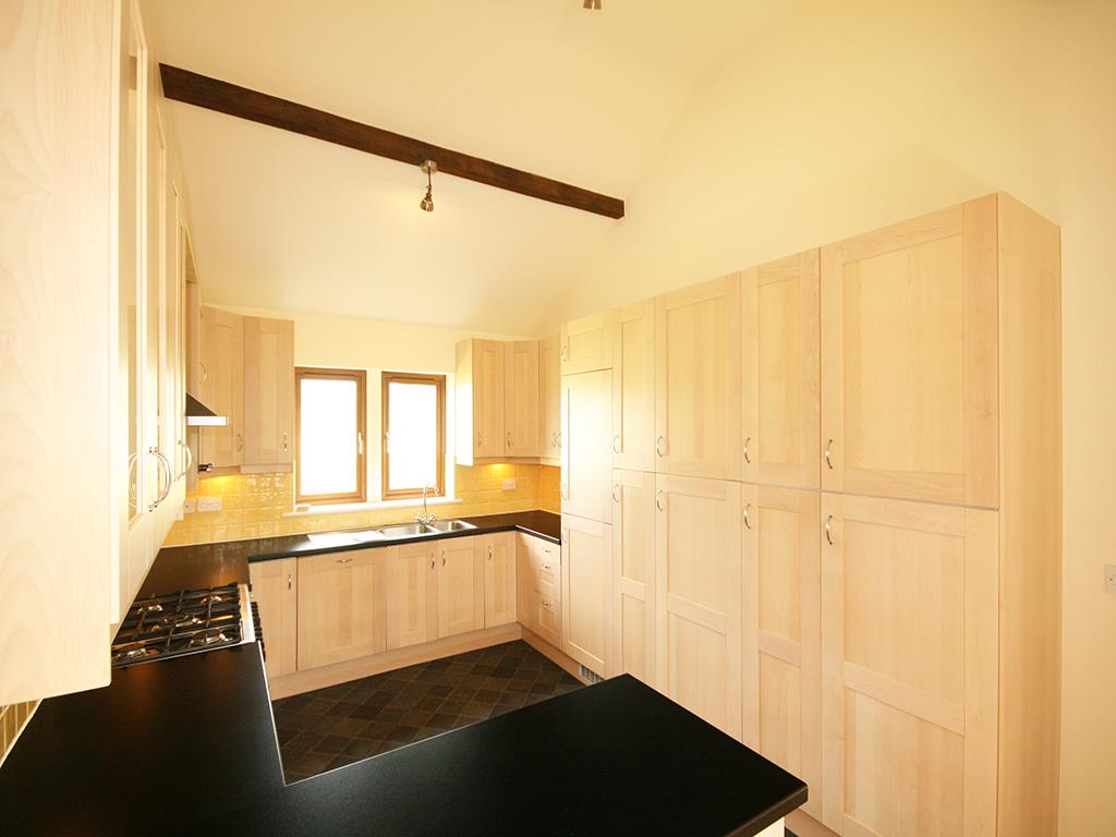 3 bedroom detached house To Let in Kelbrook - IMG_5527.jpg